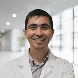 Dr. Gino Fuentes