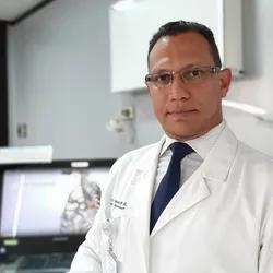 Dr. Alexander Pérez