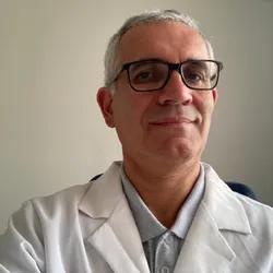 Dr. Daniel Veloso